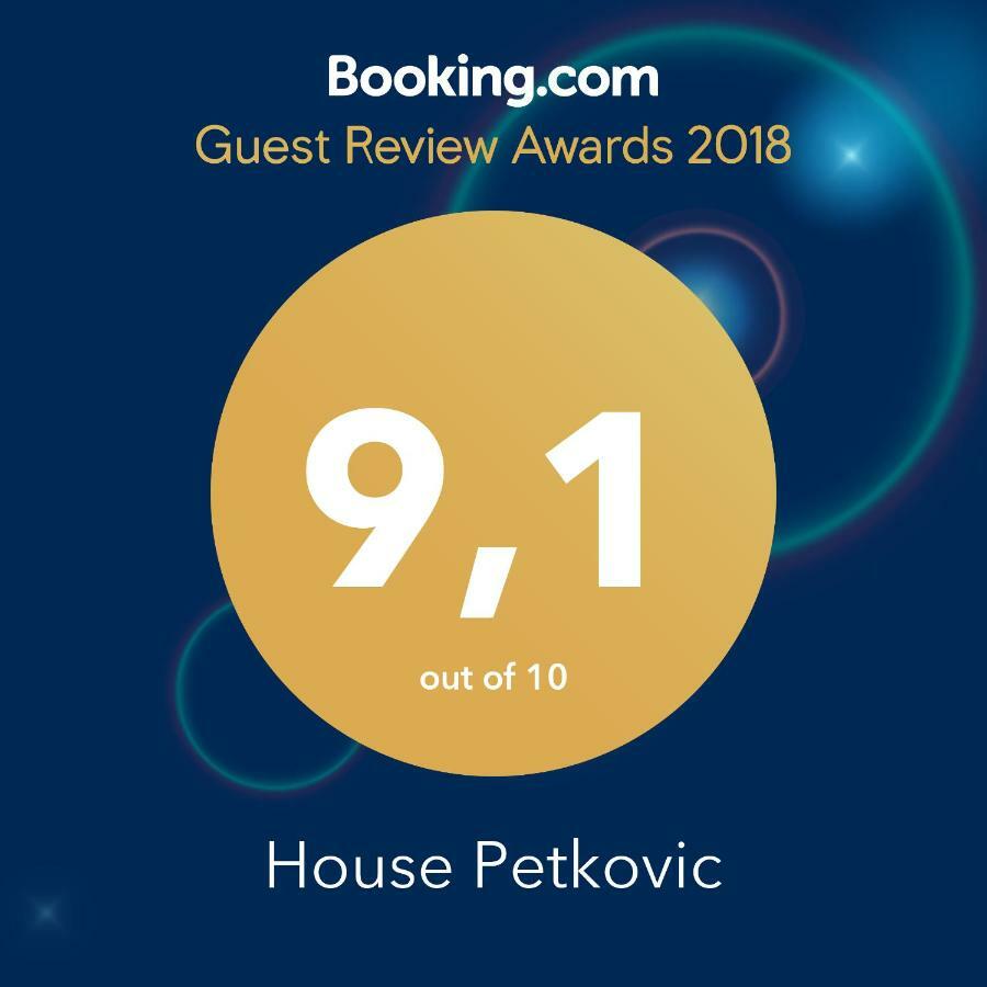House Petkovic Hotel โคเรนนิซา ภายนอก รูปภาพ